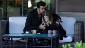 Hudutsuz Sevda Stagione 2 Episodio 5 con Sottotitoli in italiano