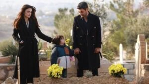 Uzak Şehir Stagione 1 Episodio 6 con Sottotitoli in italiano