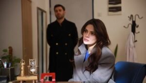 Uzak Şehir Stagione 1 Episodio 7 con Sottotitoli in italiano