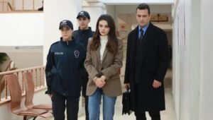 Uzak Şehir Stagione 1 Episodio 4 con Sottotitoli in italiano
