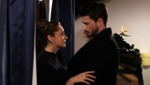 Hudutsuz Sevda Stagione 2 Episodio 18 con Sottotitoli in italiano