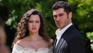 Bir Gece Masalı Stagione 1 Episodio 26 con Sottotitoli in italiano