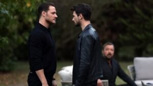 Hudutsuz Sevda Stagione 2 Episodio 3 con Sottotitoli in italiano